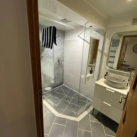 Spacious Town House With Balcony * Montagnac (Herault)